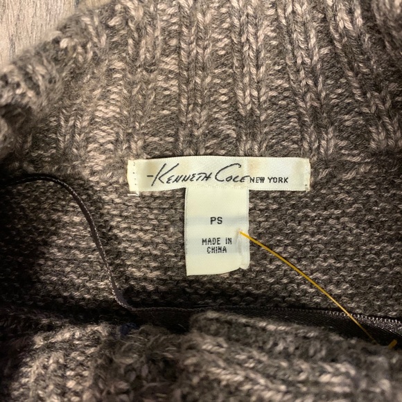 Kenneth Cole New York Button Up Sweater - Picture 7 of 11